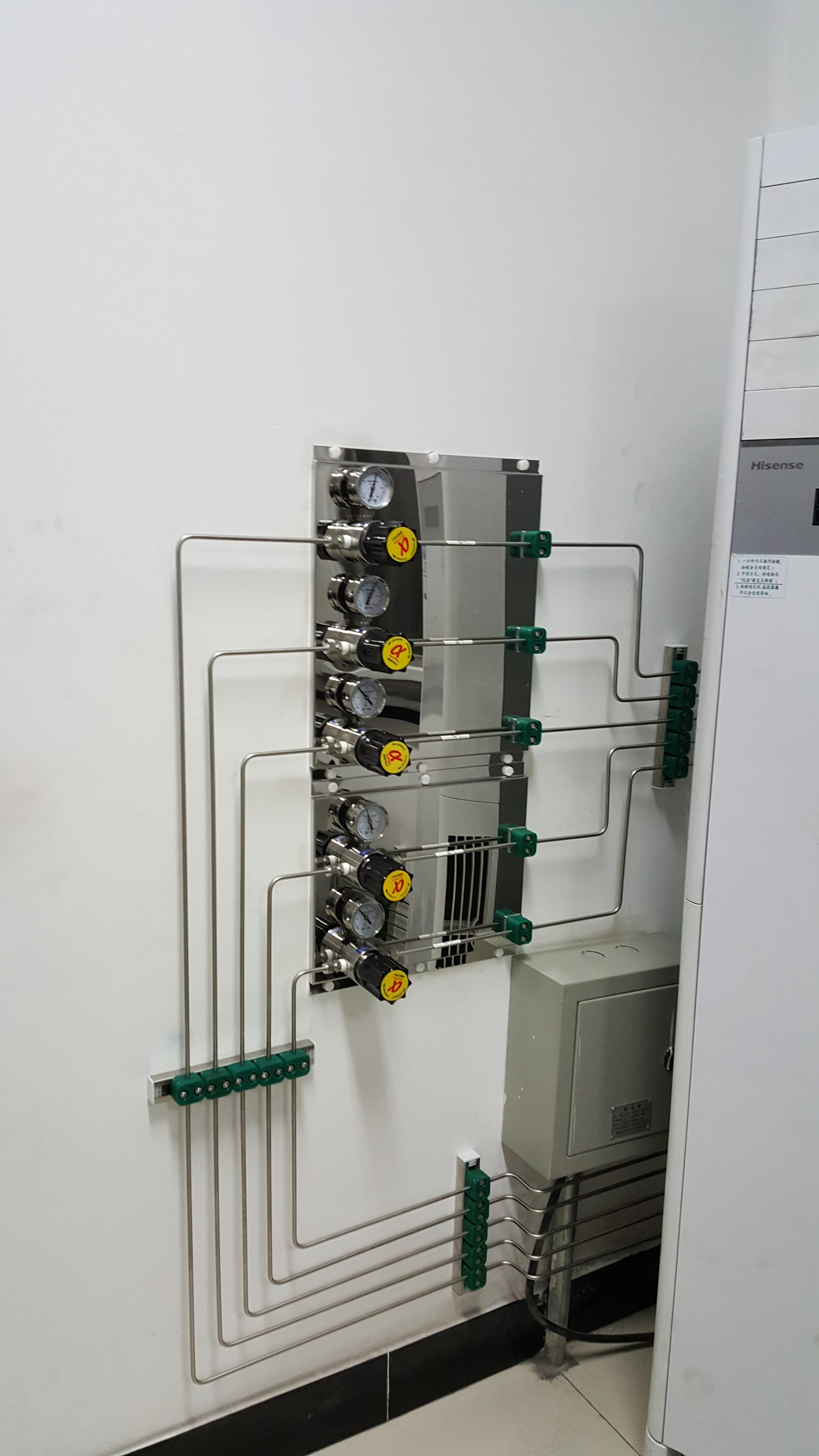 终端调压器 class=